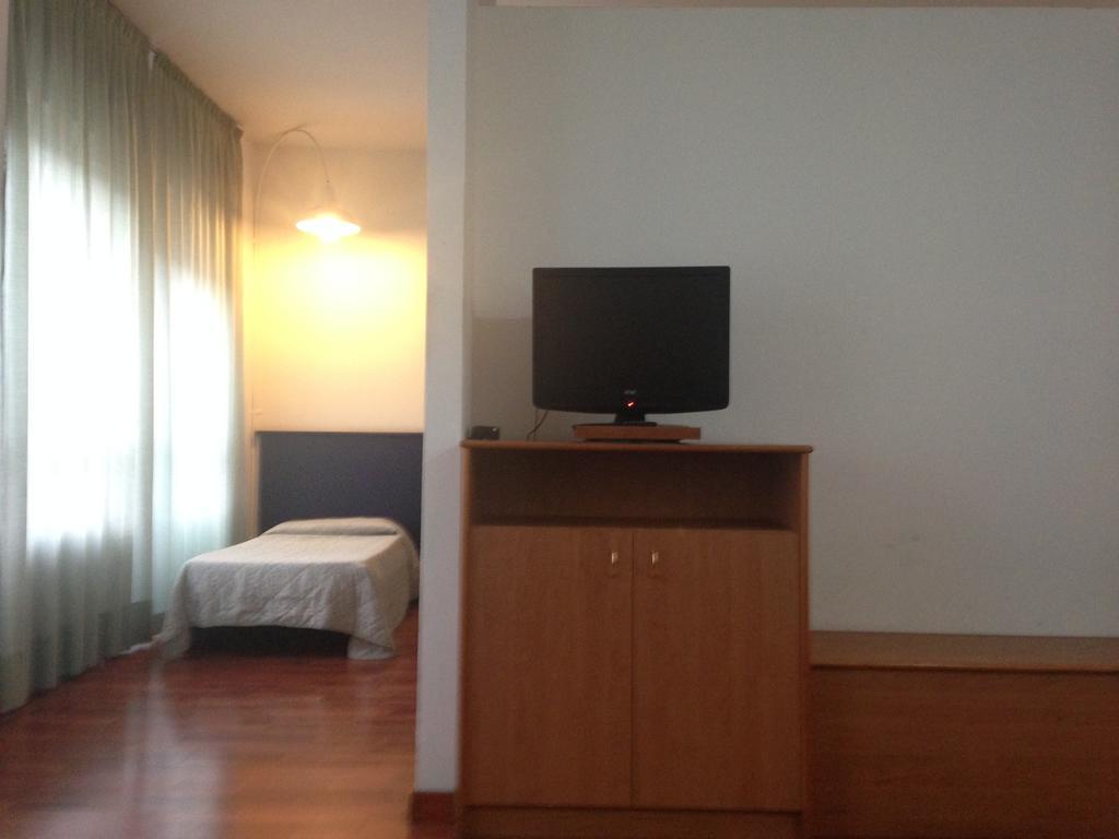 Residence Pola - Milan, Milan